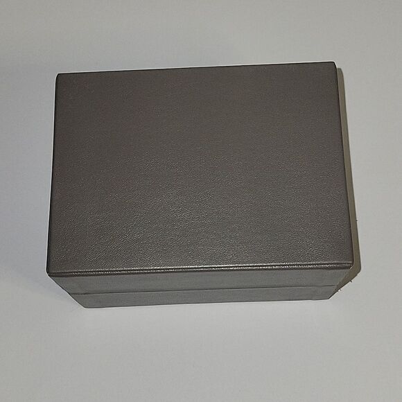 Stackers Travel sized Jewelry Box Taupe 5"x 4" x 3" - Picture 8 of 8